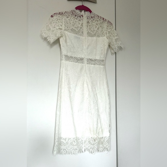 White Peek-a-boo Lace Shift Dress - Picture 2 of 4
